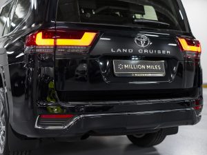 Toyota, Land Cruiser, 300 Series, 2024 купить в салоне Million Miles