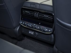 Toyota, Land Cruiser, 300 Series, 2024 купить в салоне Million Miles