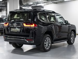 Toyota, Land Cruiser, 300 Series, 2024 купить в салоне Million Miles