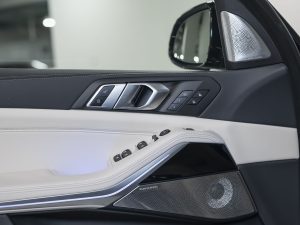 BMW, X5, IV (G05/G18) Рестайлинг, 2024 купить в салоне Million Miles