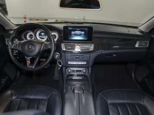 Mercedes-Benz, CLS, II (C218) Рестайлинг, 2015 купить в салоне Million Miles