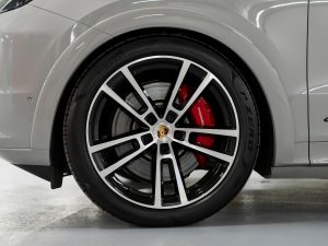 Porsche, Cayenne, III Рестайлинг, 2024 купить в салоне Million Miles
