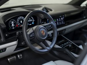Porsche, Cayenne, III Рестайлинг, 2024 купить в салоне Million Miles