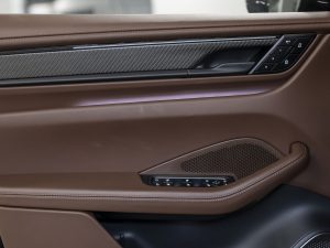 Porsche, Macan, II, 2024 купить в салоне Million Miles