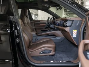 Porsche, Macan, II, 2024 купить в салоне Million Miles