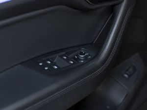 Volkswagen, Touareg, III, 2019 купить в салоне Million Miles