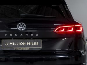 Volkswagen, Touareg, III, 2019 купить в салоне Million Miles