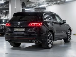 Volkswagen, Touareg, III, 2019 купить в салоне Million Miles