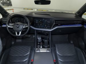 Volkswagen, Touareg, III, 2019 купить в салоне Million Miles