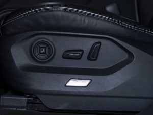 Volkswagen, Touareg, III, 2019 купить в салоне Million Miles