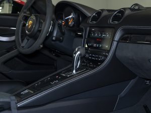 Porsche, Cayman GT4, II 718 (982), 2021 купить в салоне Million Miles