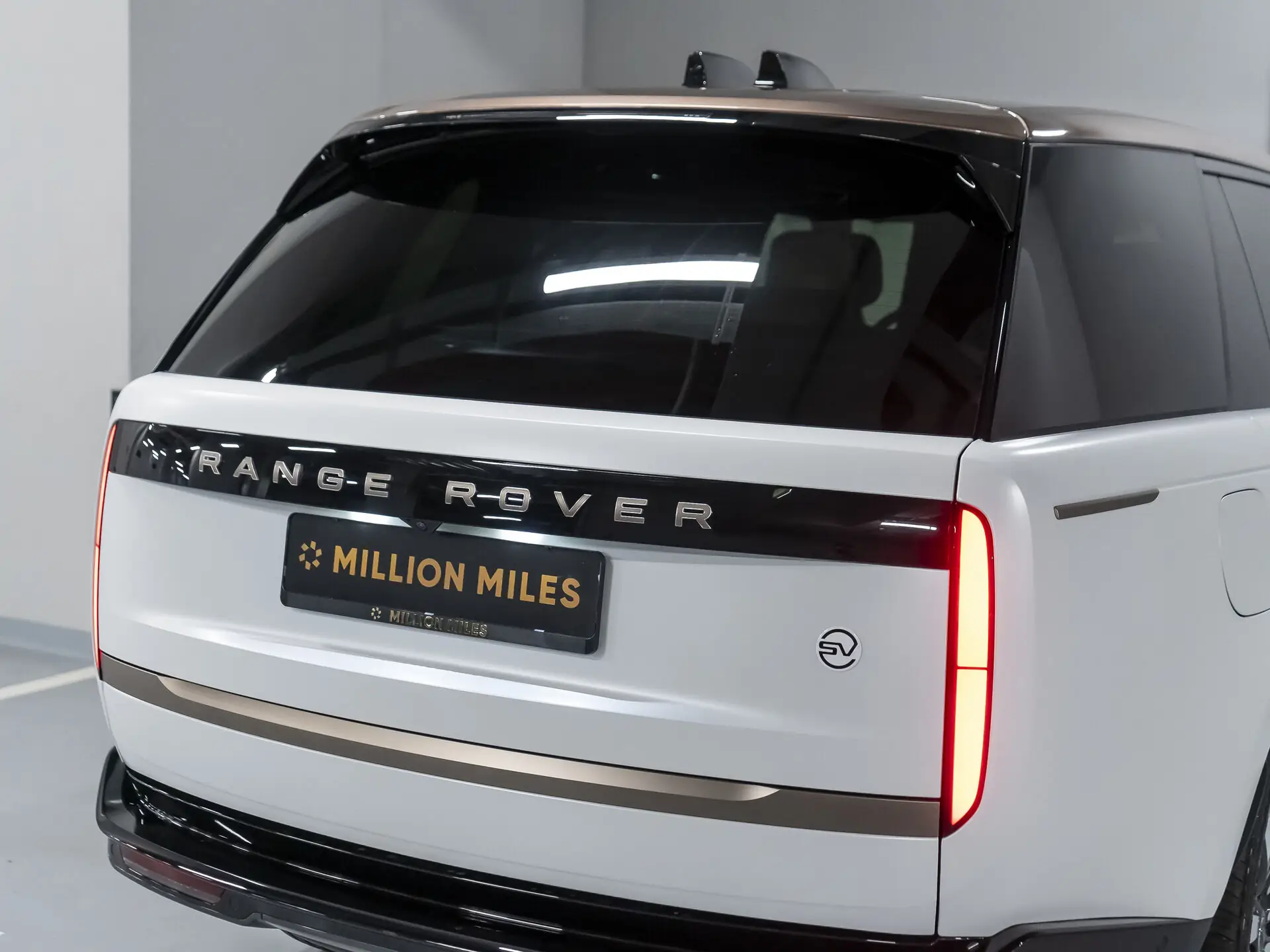 Land Rover Range Rover Long, V, 2025 купить в салоне Million Miles