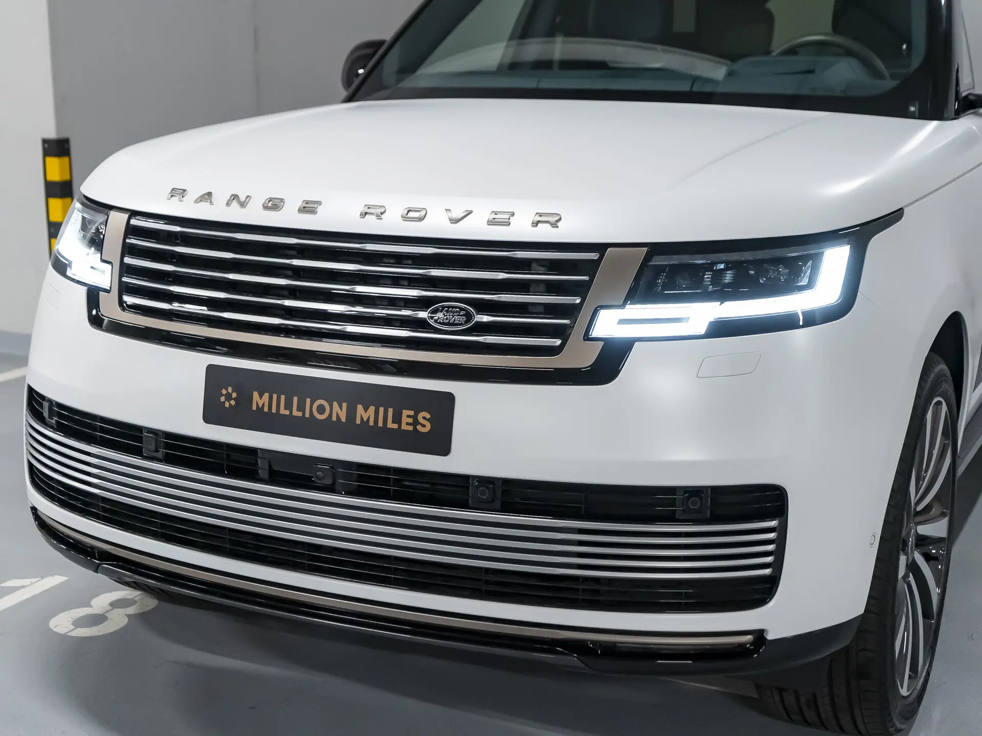 Land Rover Range Rover Long, V, 2025 купить в салоне Million Miles