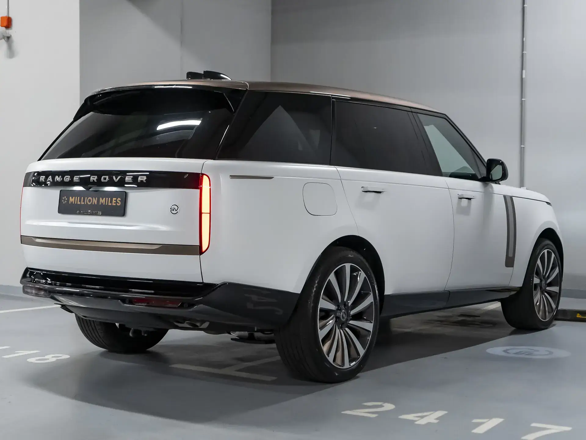 Land Rover Range Rover Long, V, 2025 купить в салоне Million Miles
