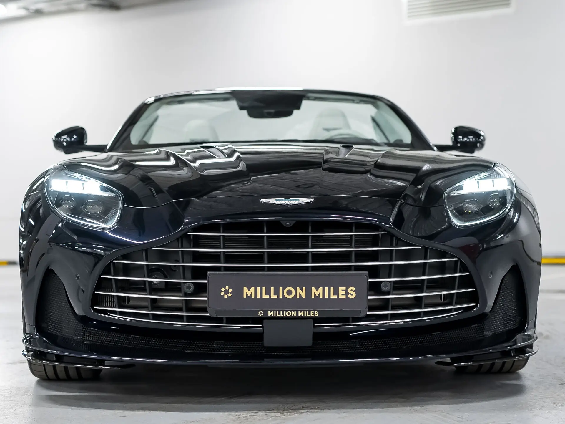 Aston Martin DB12, I, 2024 купить в салоне Million Miles