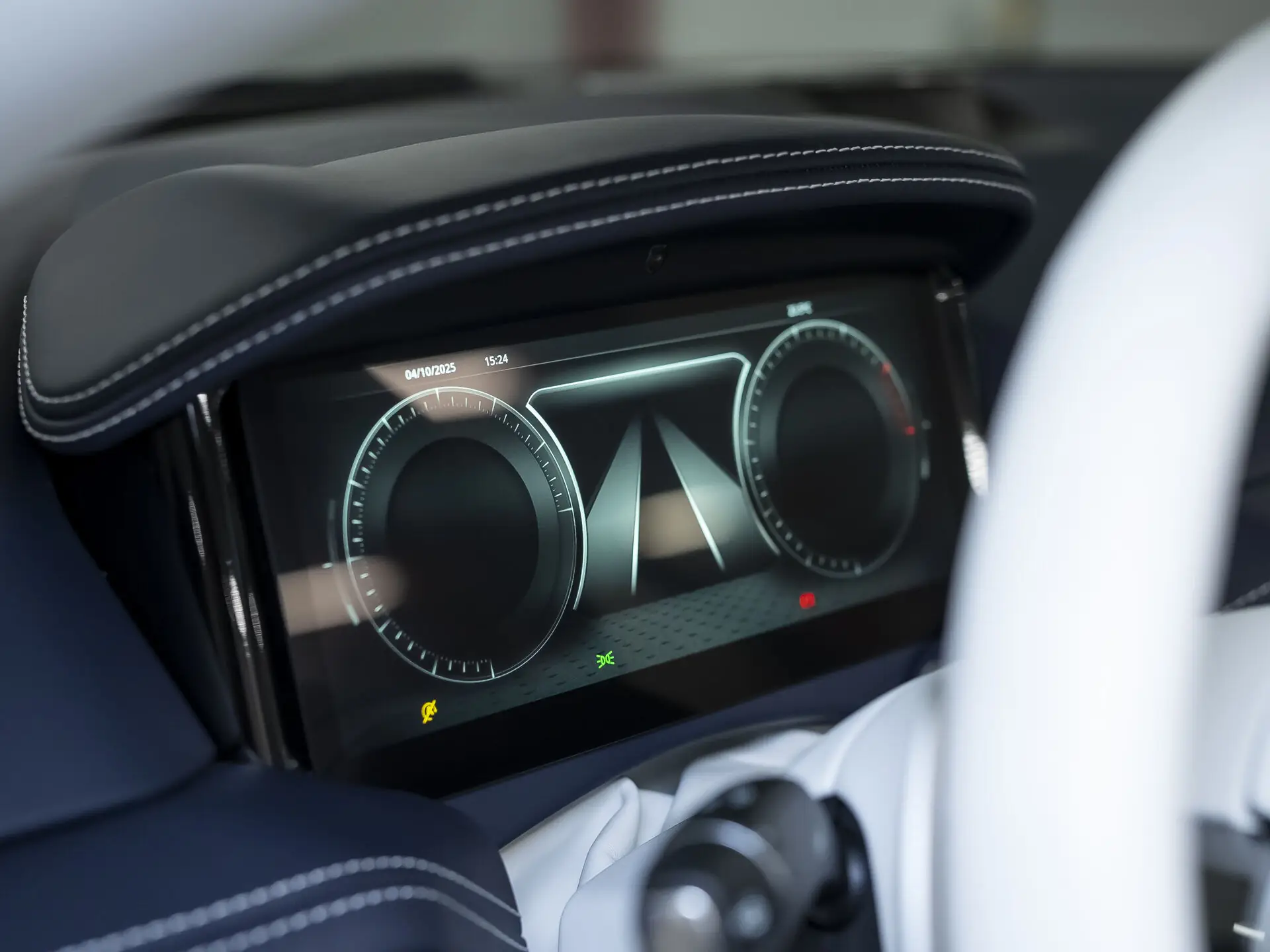 Aston Martin DB12, I, 2024 купить в салоне Million Miles