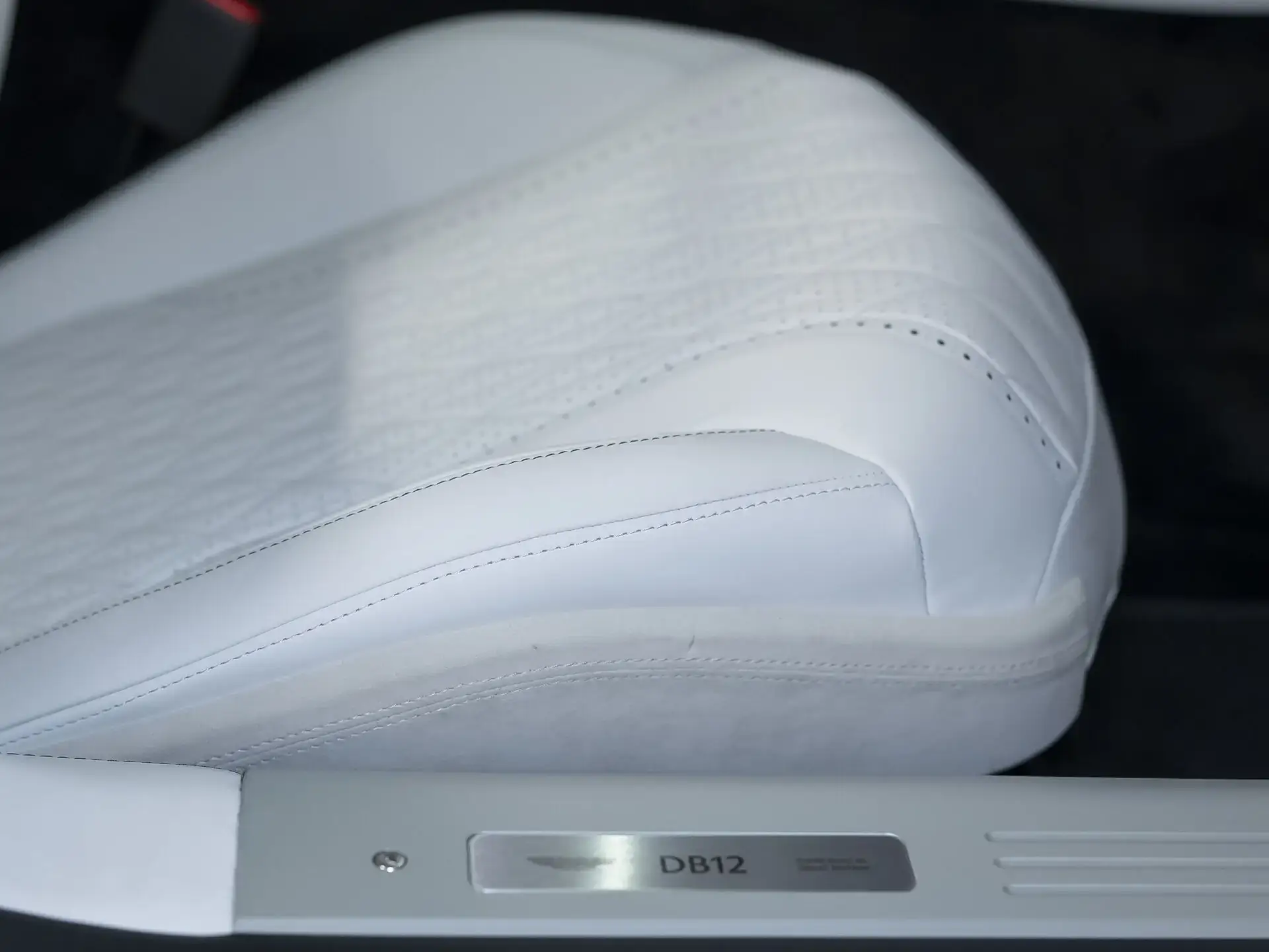 Aston Martin DB12, I, 2024 купить в салоне Million Miles