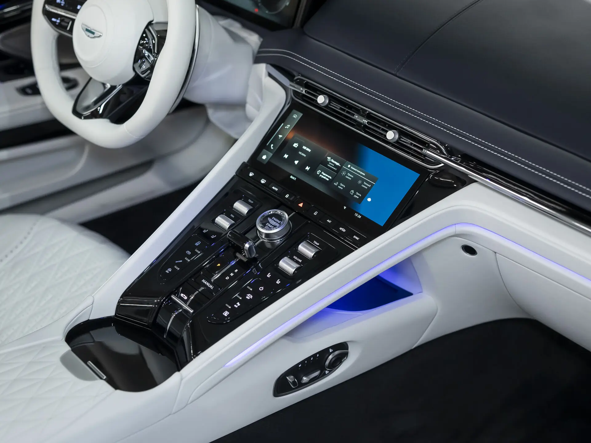 Aston Martin DB12, I, 2024 купить в салоне Million Miles