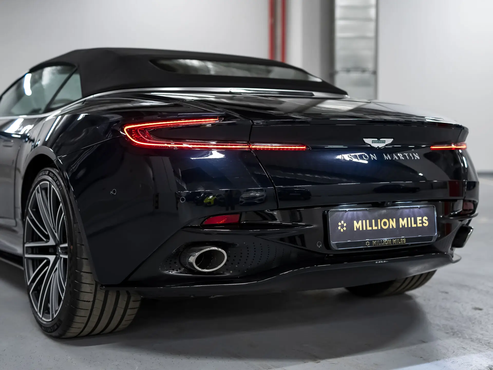 Aston Martin DB12, I, 2024 купить в салоне Million Miles