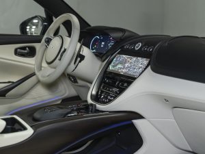 Aston Martin, DBX, I, 2021 купить в салоне Million Miles
