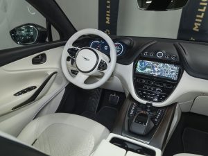 Aston Martin, DBX, I, 2021 купить в салоне Million Miles