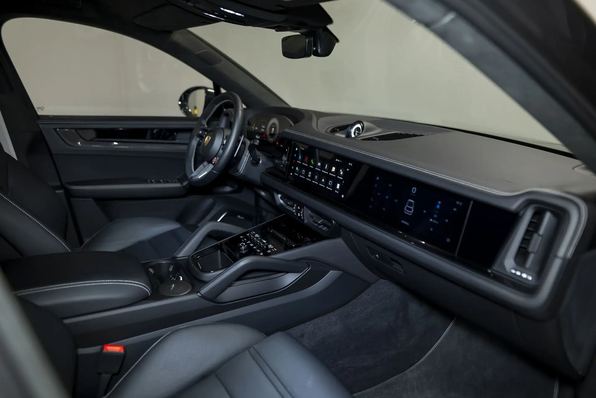 Porsche Cayenne, III Рестайлинг, 2025 купить в салоне Million Miles