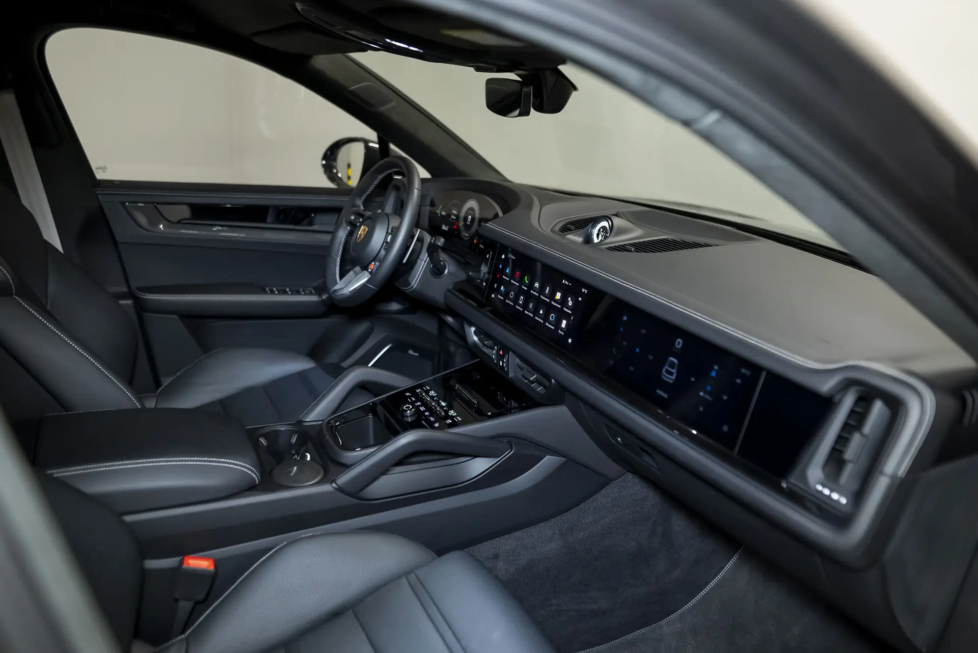 Porsche Cayenne, III Рестайлинг, 2025 купить в салоне Million Miles