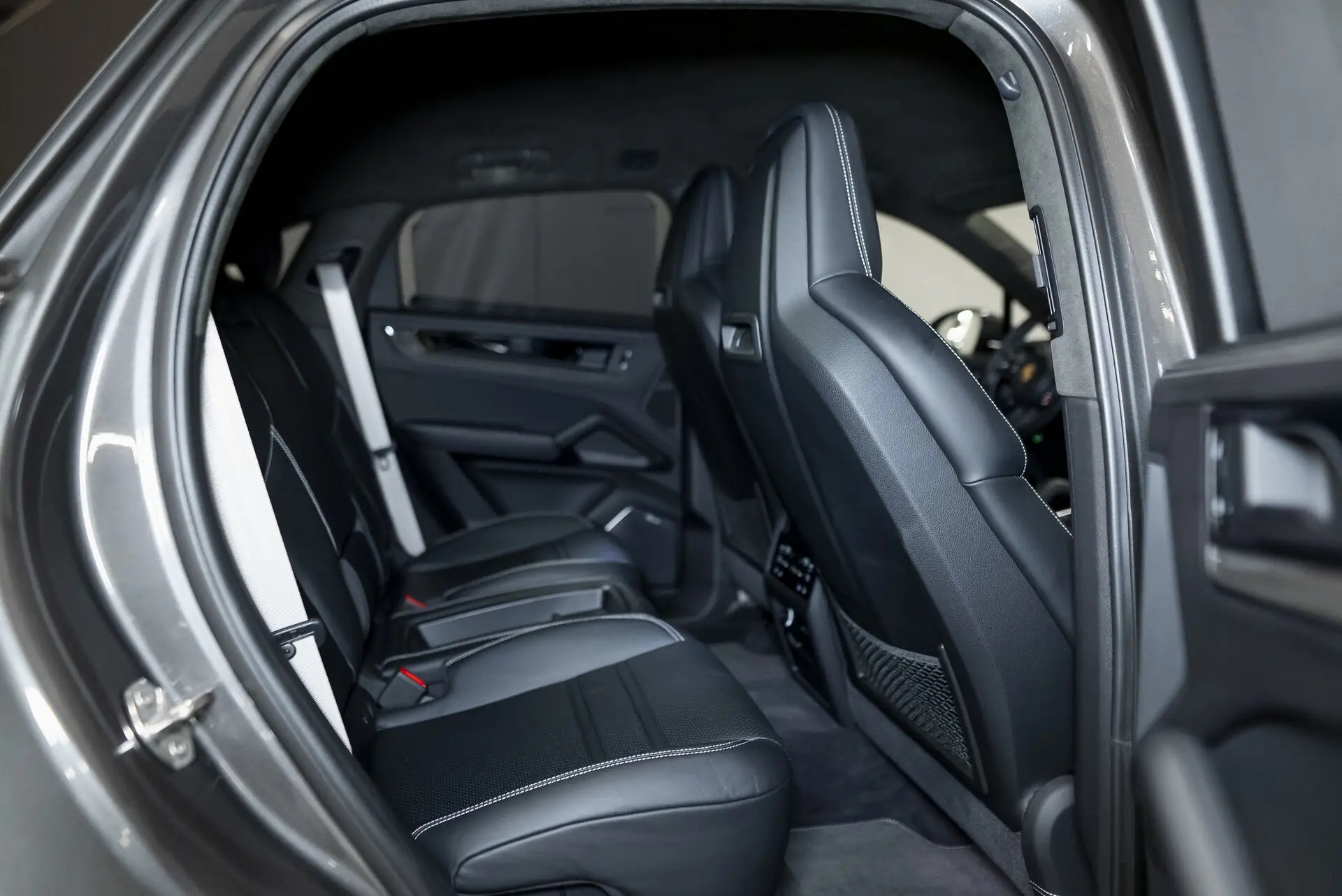 Porsche Cayenne, III Рестайлинг, 2025 купить в салоне Million Miles