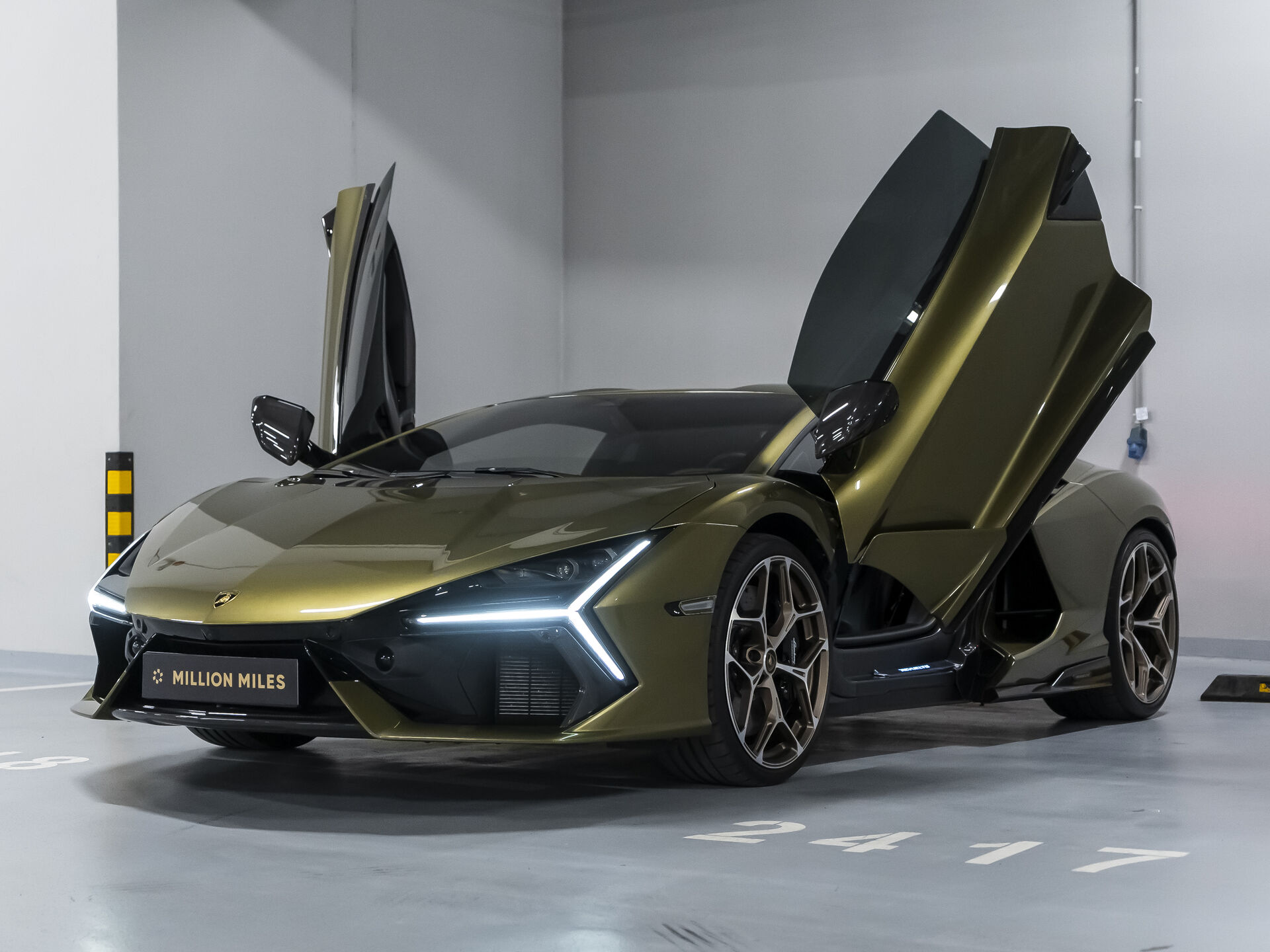 Lamborghini, Revuelto, I, 2025