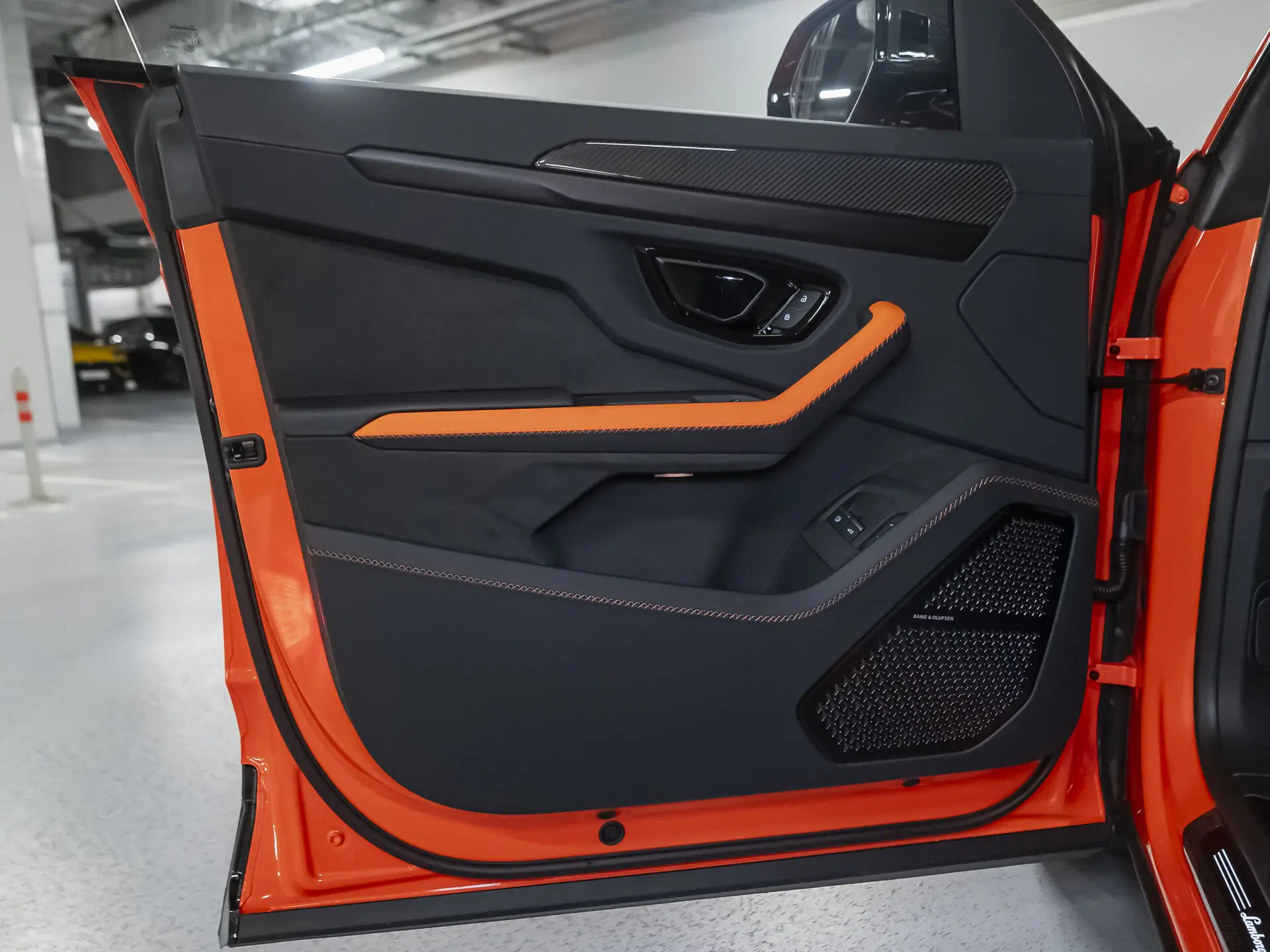 Lamborghini Urus, I Рестайлинг, 2025 купить в салоне Million Miles