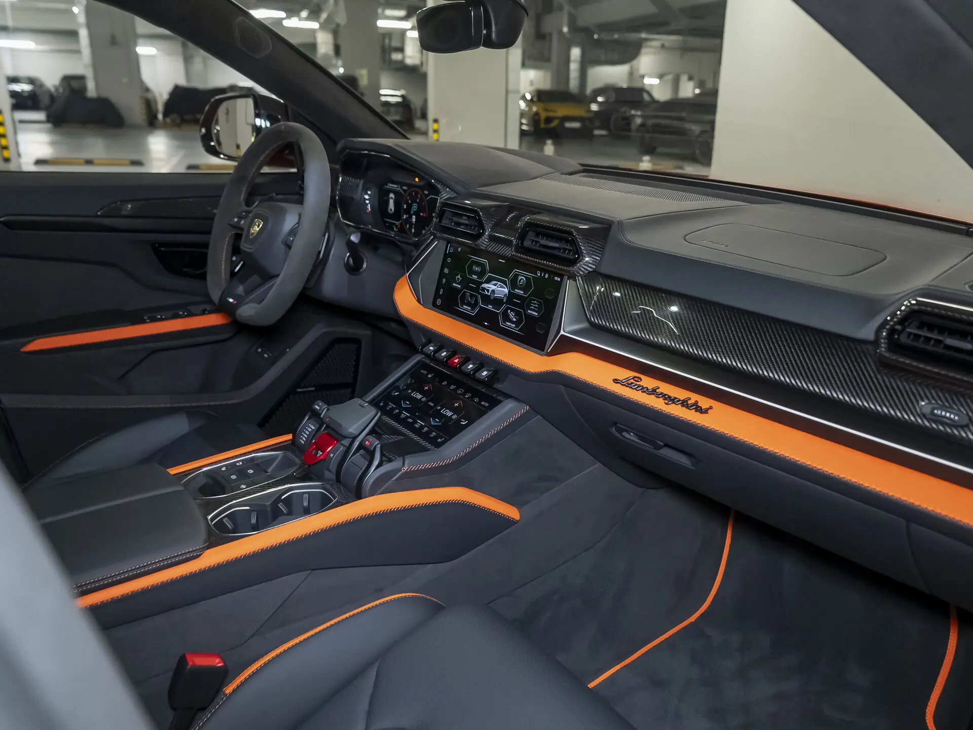 Lamborghini Urus, I Рестайлинг, 2025 купить в салоне Million Miles