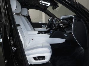 Rolls-Royce, Cullinan, I Рестайлинг, 2025 купить в салоне Million Miles