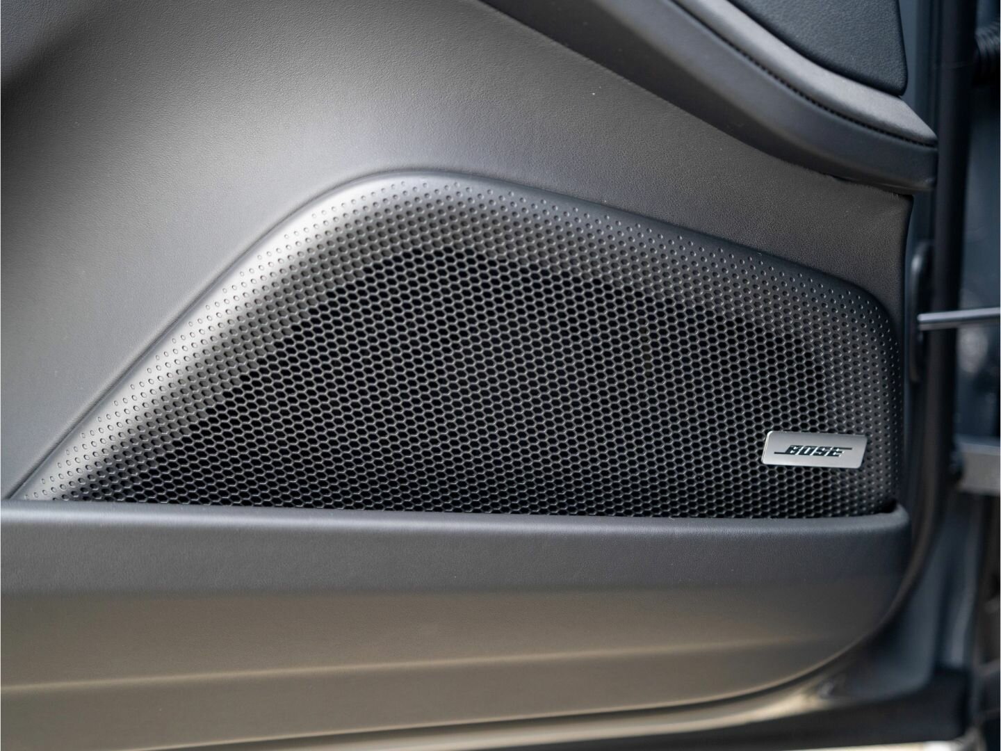 Porsche, Panamera, III, 2025