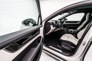 Porsche, Cayenne, III Рестайлинг, 2025 купить в салоне Million Miles