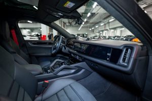 Porsche, Cayenne, III Рестайлинг, 2025 купить в салоне Million Miles