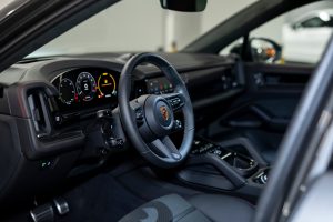 Porsche, Cayenne, III Рестайлинг, 2025 купить в салоне Million Miles