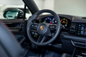 Porsche, Cayenne, III Рестайлинг, 2025 купить в салоне Million Miles