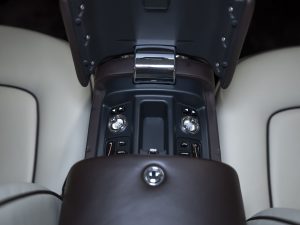 Rolls-Royce, Phantom, VII Рестайлинг (Series II), 2013 купить в салоне Million Miles
