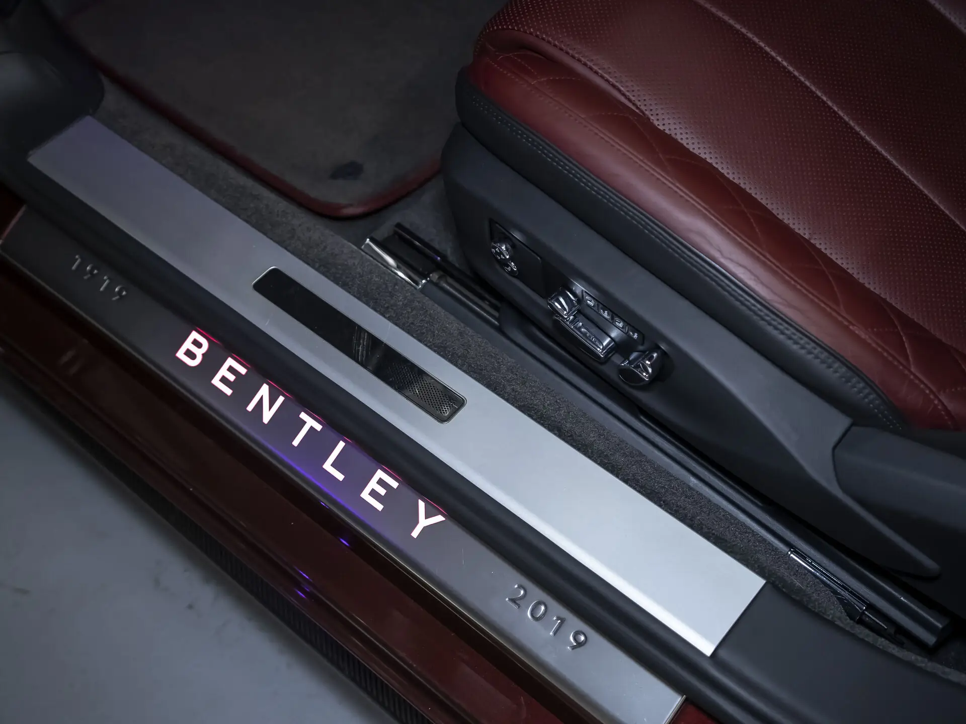 Bentley Continental GT, III, 2019 купить в салоне Million Miles