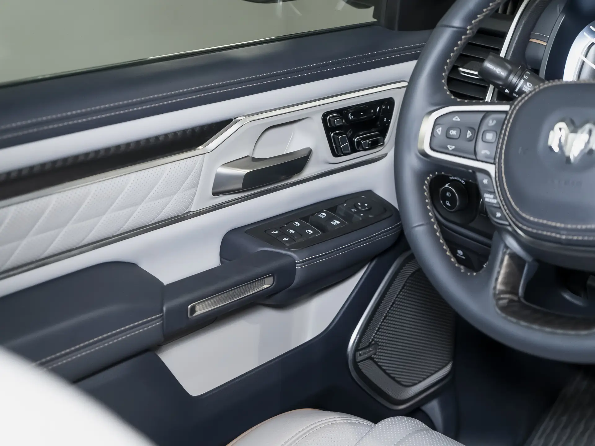 Ram 1500, V Рестайлинг, 2025 купить в салоне Million Miles