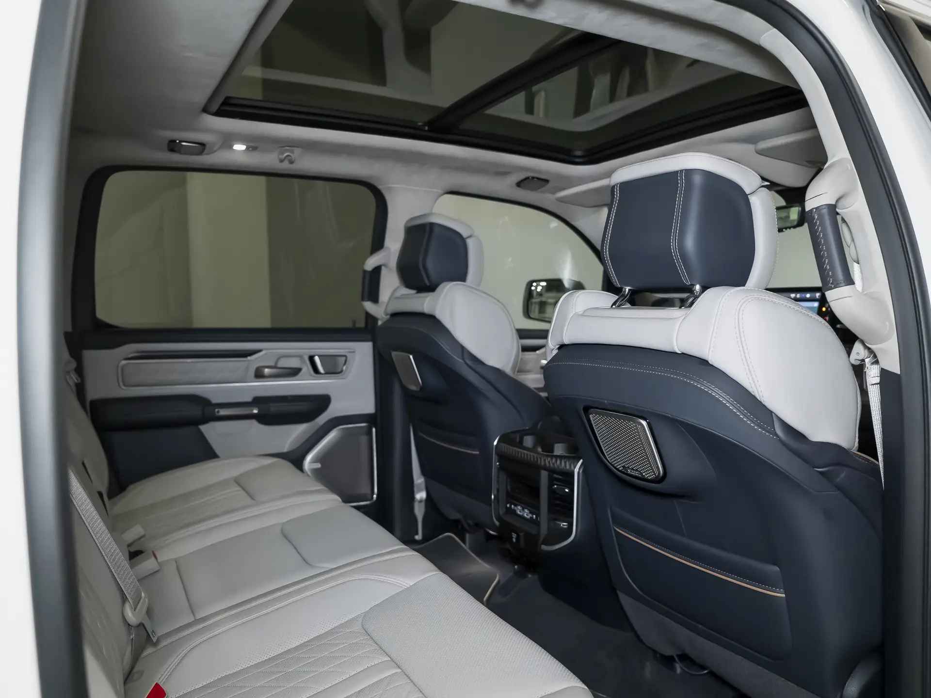 Ram 1500, V Рестайлинг, 2025 купить в салоне Million Miles