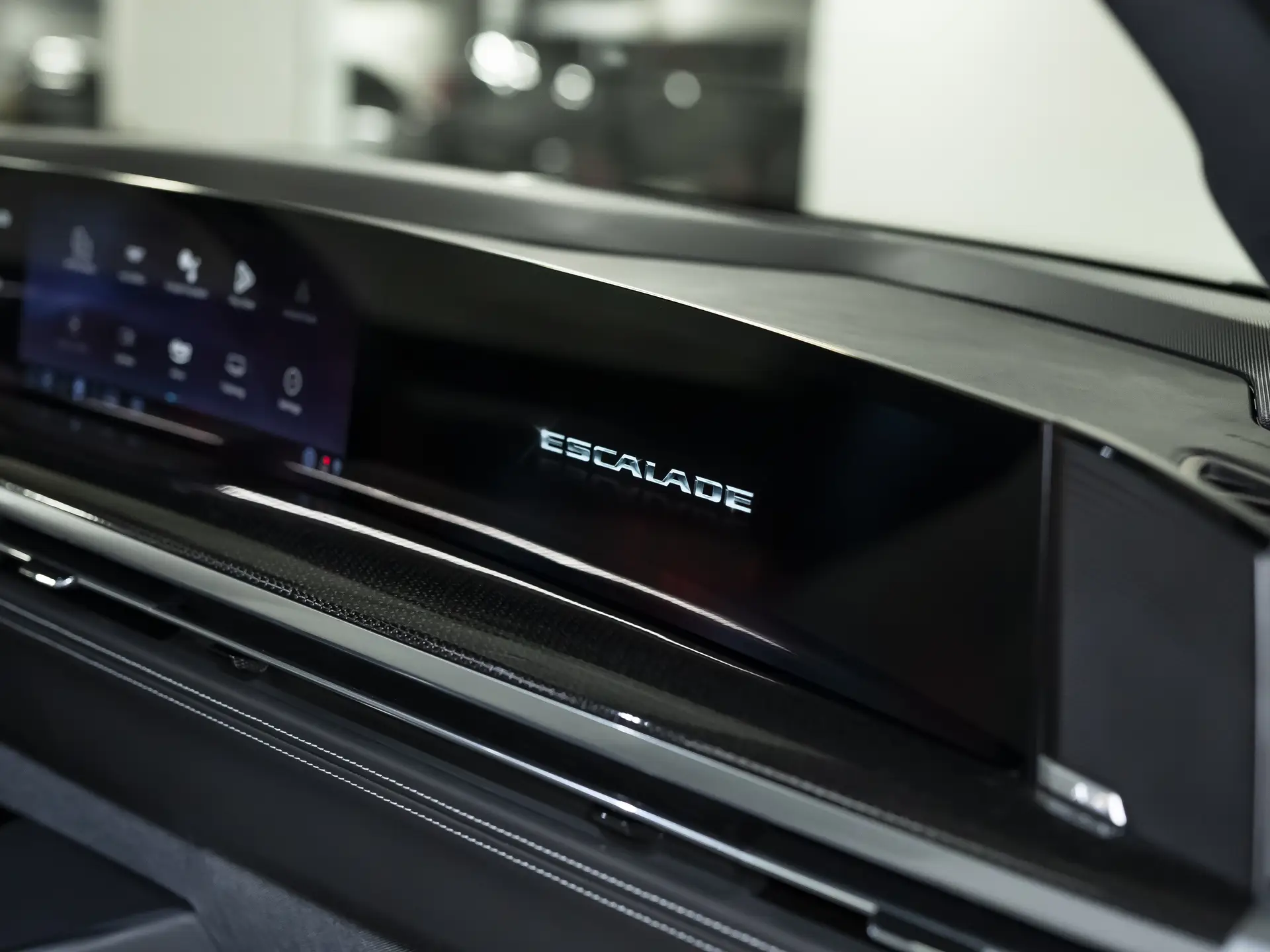 Cadillac Escalade-V, I Рестайлинг, 2024 купить в салоне Million Miles