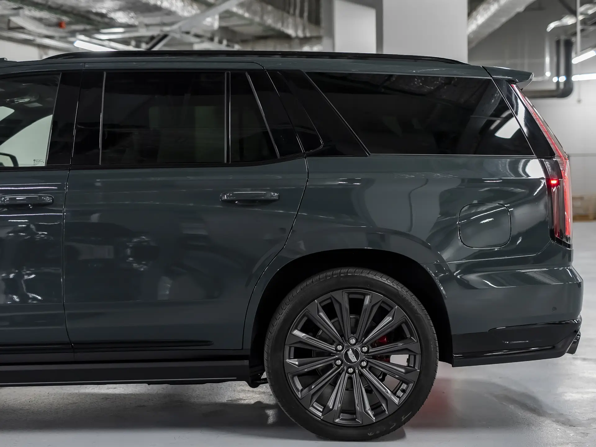 Cadillac Escalade-V, I Рестайлинг, 2024 купить в салоне Million Miles