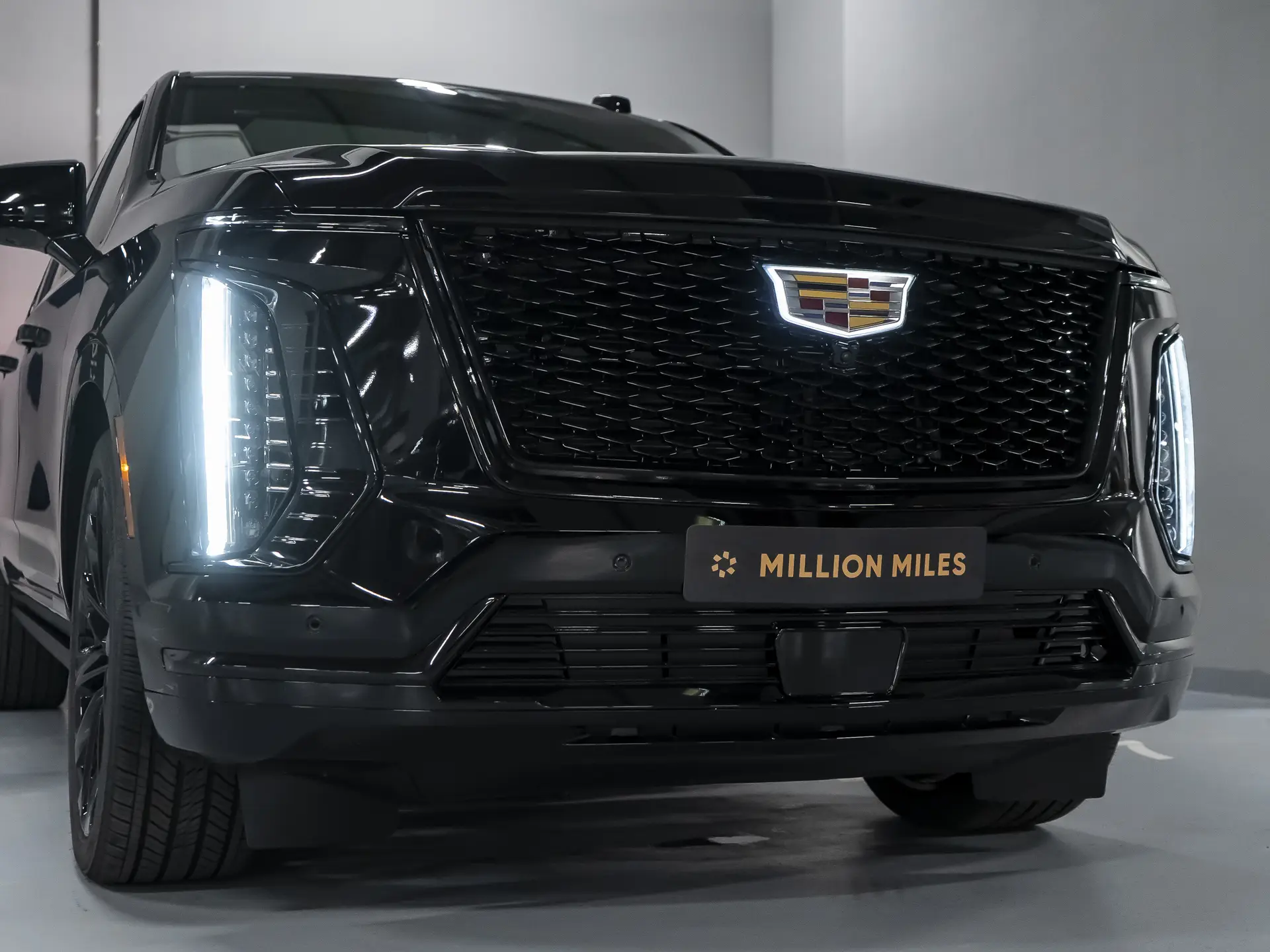 Cadillac Escalade ESV, V Рестайлинг, 2025 купить в салоне Million Miles