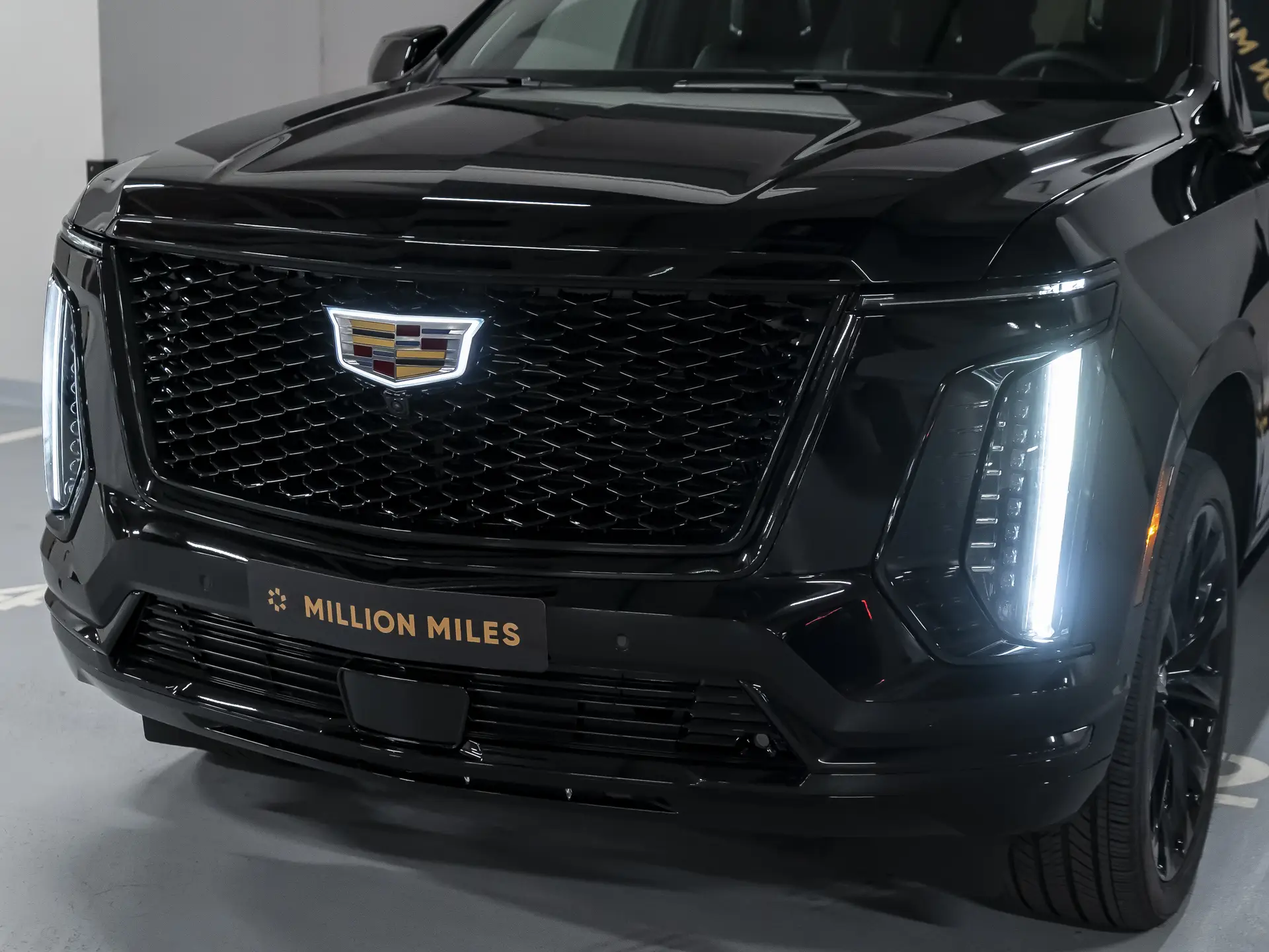 Cadillac Escalade ESV, V Рестайлинг, 2025 купить в салоне Million Miles