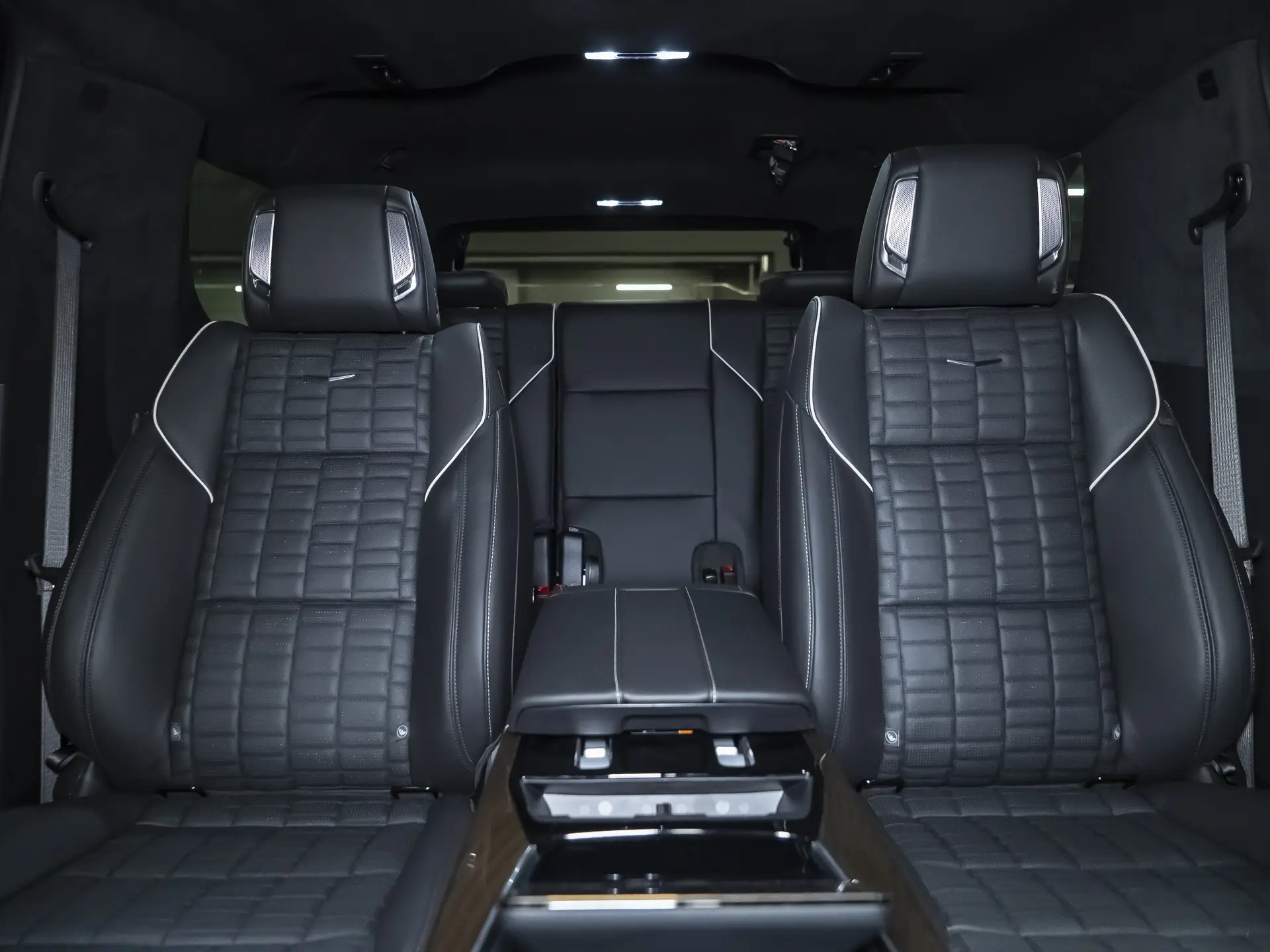 Cadillac Escalade ESV, V Рестайлинг, 2025 купить в салоне Million Miles