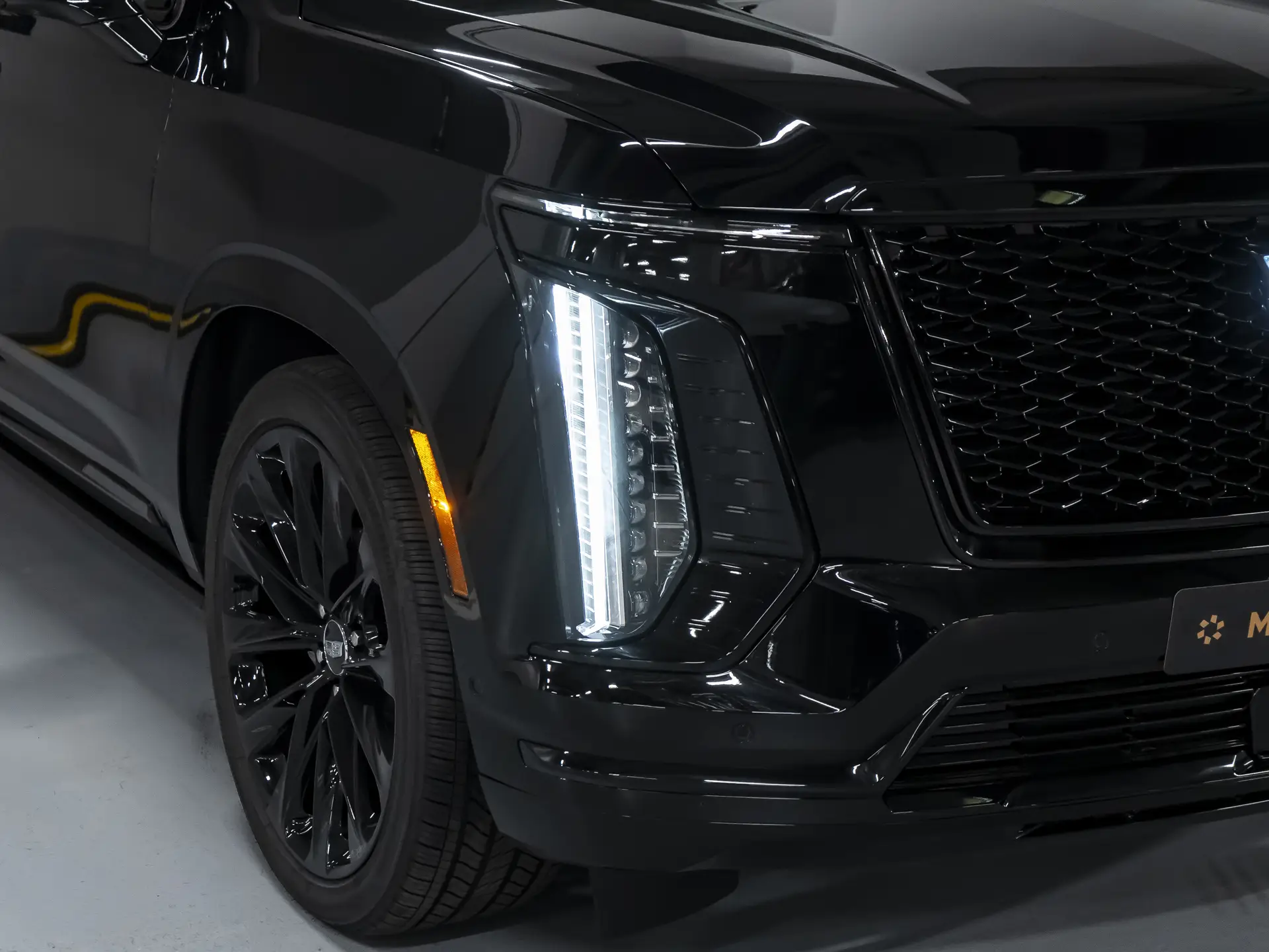 Cadillac Escalade ESV, V Рестайлинг, 2025 купить в салоне Million Miles