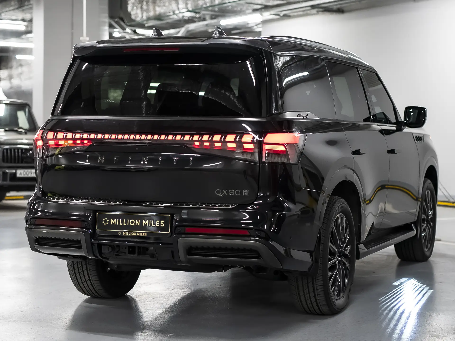 Infiniti QX80, II, 2025 купить в салоне Million Miles