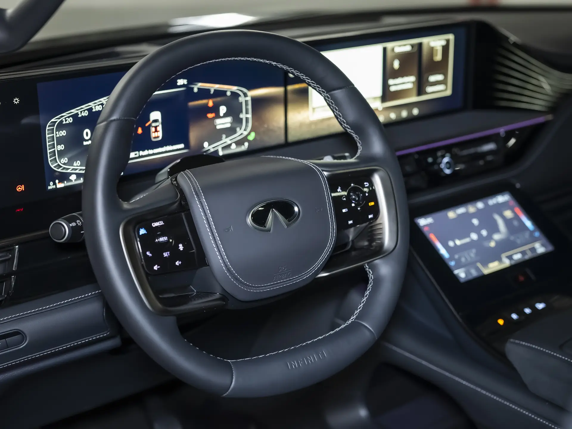 Infiniti QX80, II, 2025 купить в салоне Million Miles