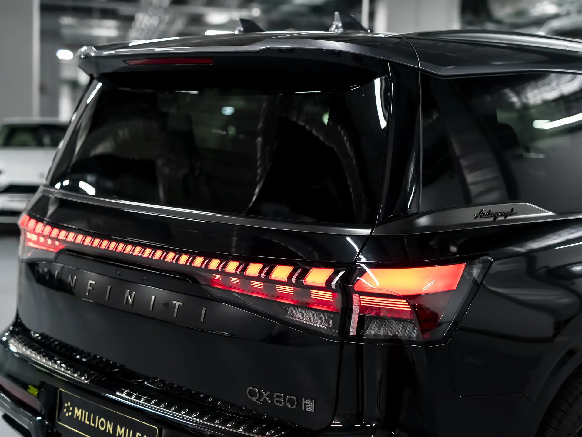 Infiniti QX80, II, 2025 купить в салоне Million Miles
